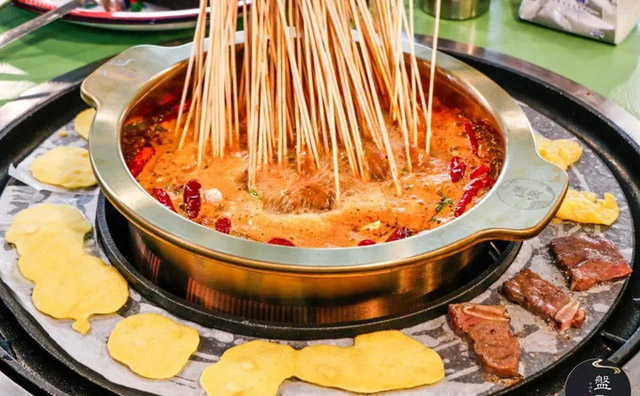 盘聚串串VS烤肉加盟店铺 盘聚串串VS烤肉加盟店铺